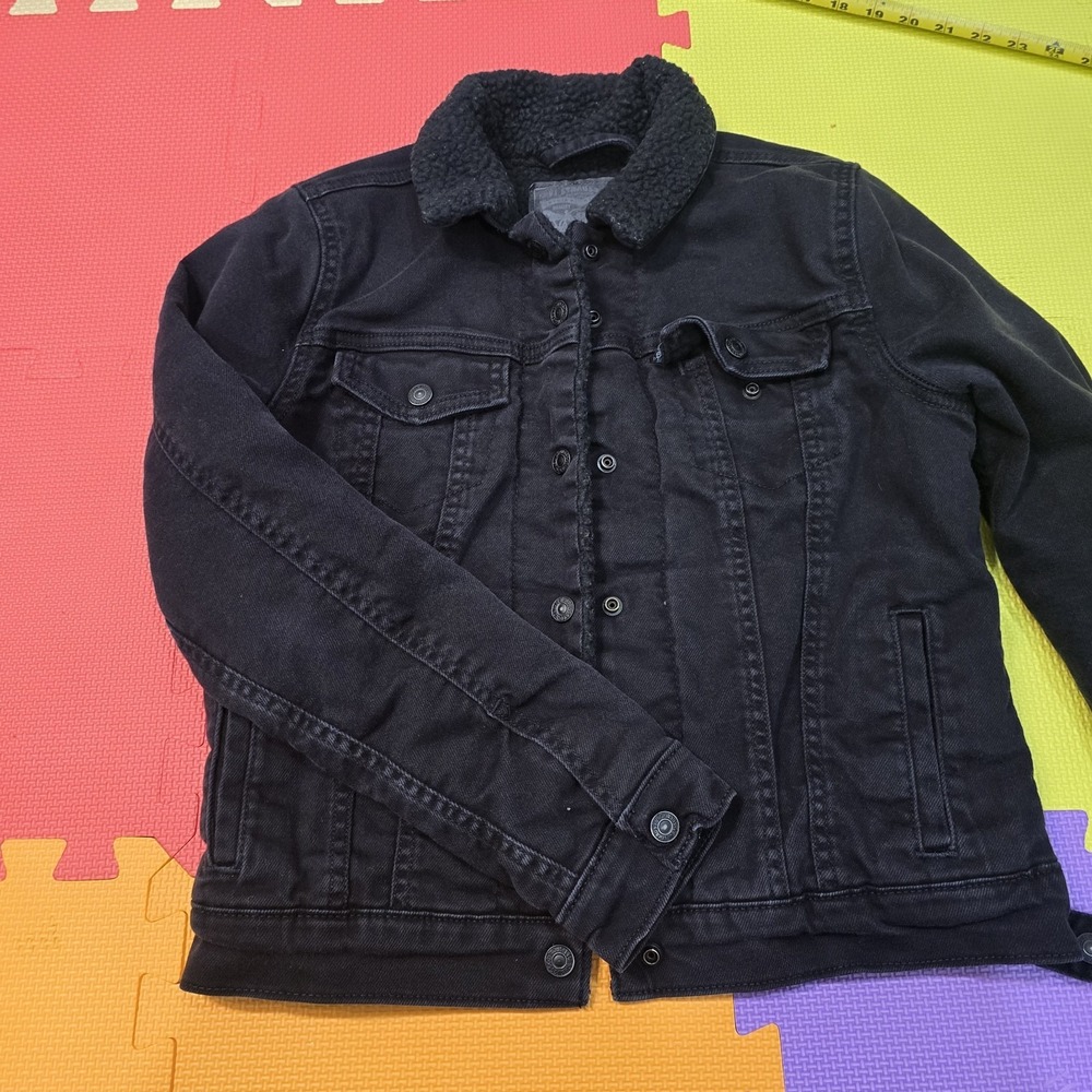 Levi's Women's Ex-Boyfriend Sherpa Trucker Jacket Black Denim Size SP Small Snug